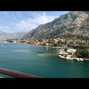 Meet your Posher, Angie